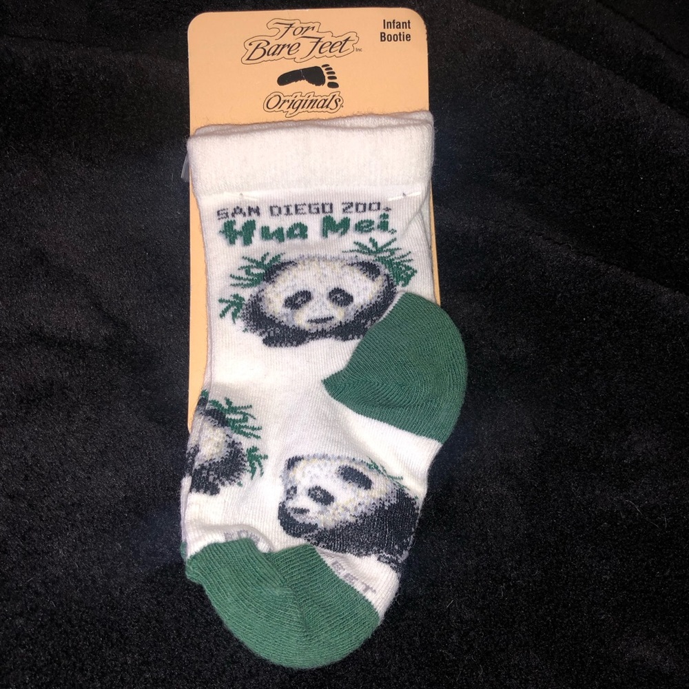 RARE ‘99 NWT! San Diego CA🐼Zoo Hua Mei Panda Baby Socks For Bare Feet Originals